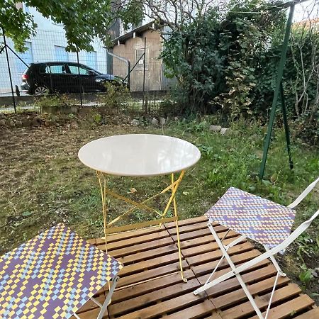 Le P'Tit Montjoux - Appart Avec Jardin Proche Gare Besançon Kültér fotó